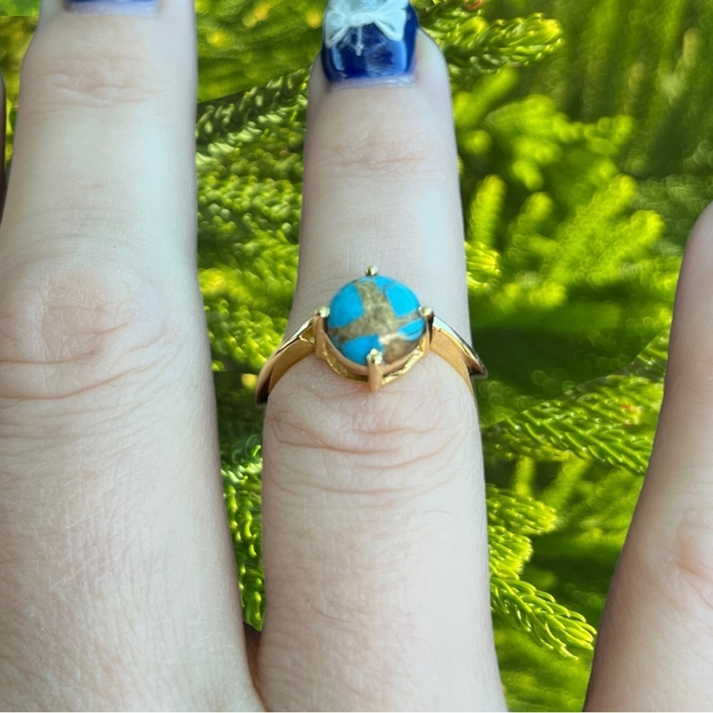 Turquoise Copper Style Gold Ring - Picture 2 of 3